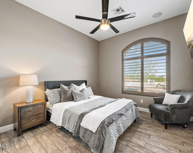25824 S 194th Street - Photo Thumbnail 32