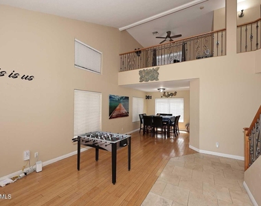 25224 N 66th Drive - Photo Thumbnail 9