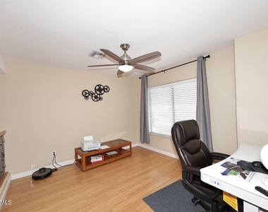 25224 N 66th Drive - Photo Thumbnail 24
