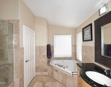 25224 N 66th Drive - Photo Thumbnail 27