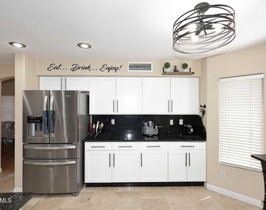 25224 N 66th Drive - Photo Thumbnail 18
