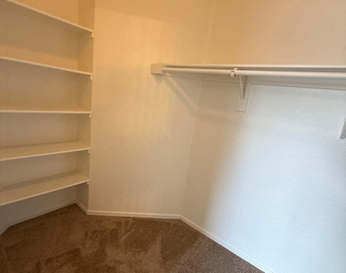 8858 W Hilton Avenue - Photo Thumbnail 12