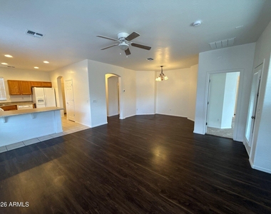 8858 W Hilton Avenue - Photo Thumbnail 9