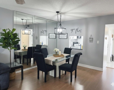 7505 Nw 5th Place - Photo Thumbnail 8