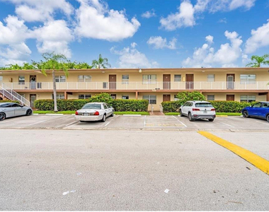 7505 Nw 5th Place - Photo Thumbnail 34