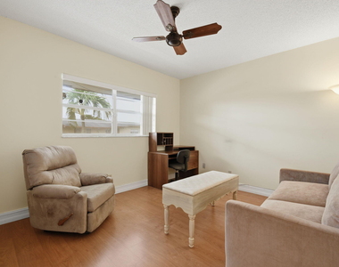 7505 Nw 5th Place - Photo Thumbnail 16