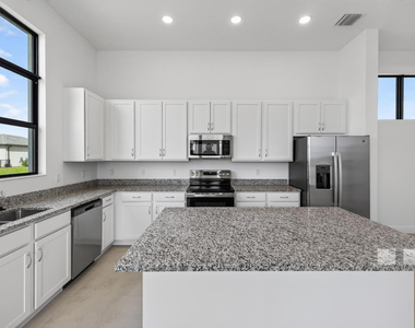 7920 Sw Andrea Way - Photo Thumbnail 6