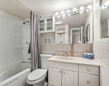 3120 Lake Osborne Drive - Photo Thumbnail 15