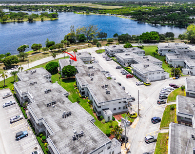 3120 Lake Osborne Drive - Photo Thumbnail 27