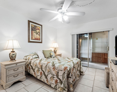 3120 Lake Osborne Drive - Photo Thumbnail 16