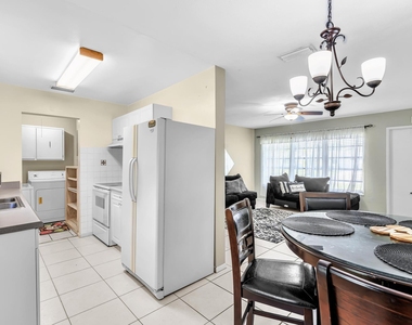 6143 Nw 22nd Street - Photo Thumbnail 11