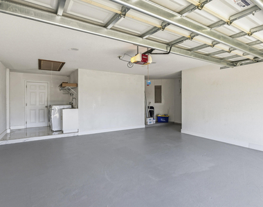 104 Oxford Court - Photo Thumbnail 38