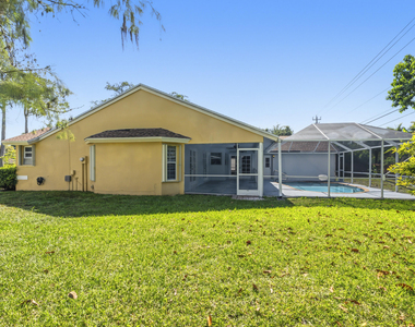 104 Oxford Court - Photo Thumbnail 41