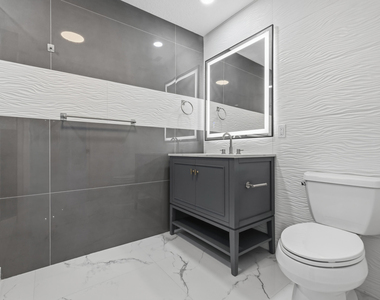 104 Oxford Court - Photo Thumbnail 15