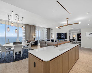 525 N Fort Lauderdale Beach Boulevard - Photo Thumbnail 19