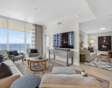 525 N Fort Lauderdale Beach Boulevard - Photo Thumbnail 4