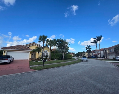 22112 Altona Drive - Photo Thumbnail 42
