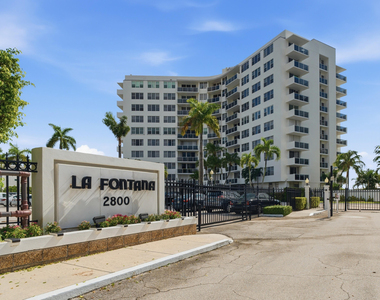 2800 N Flagler Drive - Photo Thumbnail 8