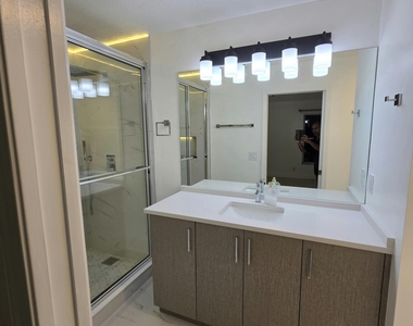2106 Little Torch Street - Photo Thumbnail 20