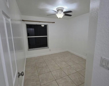 2106 Little Torch Street - Photo Thumbnail 14