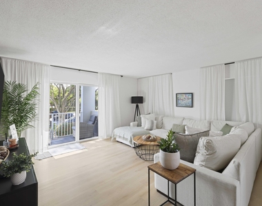 1111 S Ocean Boulevard - Photo Thumbnail 10