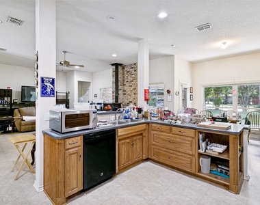 1425 Tobie Layne Street - Photo Thumbnail 34