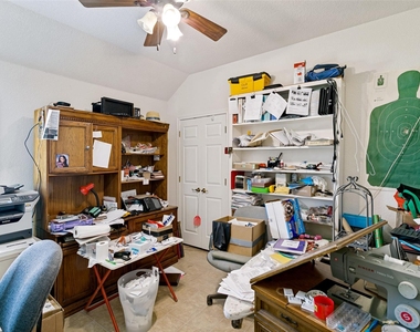 1425 Tobie Layne Street - Photo Thumbnail 9