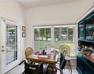 1425 Tobie Layne Street - Photo Thumbnail 16