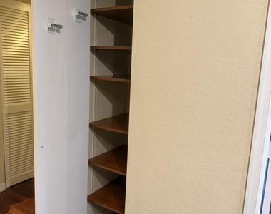1801 N Flagler Drive - Photo Thumbnail 6