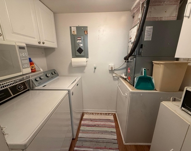 304 Knotty Pine Circle - Photo Thumbnail 12