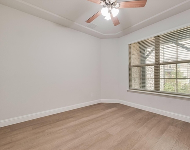 16524 Sage Crest Drive - Photo Thumbnail 14