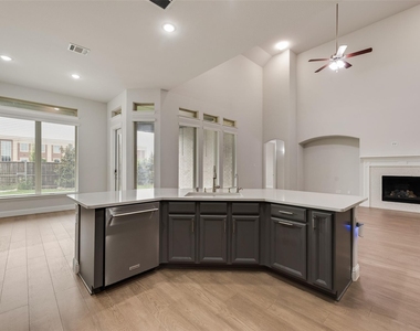 16524 Sage Crest Drive - Photo Thumbnail 5