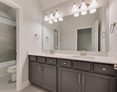 16524 Sage Crest Drive - Photo Thumbnail 8