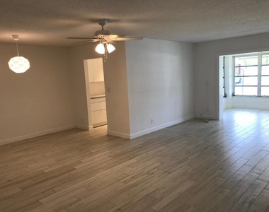 1387 High Point Way Nw - Photo Thumbnail 1