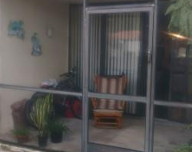 8419 Forest Hills Drive - Photo Thumbnail 14