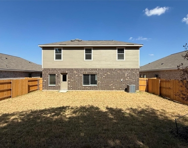 736 Layton Court - Photo Thumbnail 20