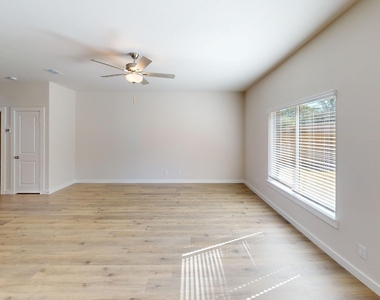 736 Layton Court - Photo Thumbnail 13