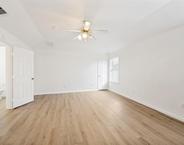 308 Rock Hill Drive - Photo Thumbnail 17