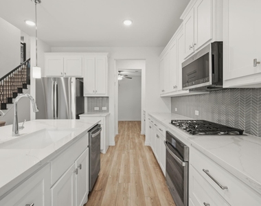 2507 Gentle Knoll Drive - Photo Thumbnail 5