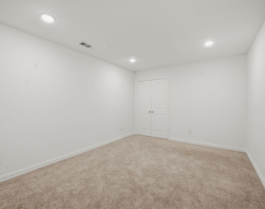 2507 Gentle Knoll Drive - Photo Thumbnail 16