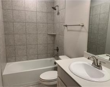 1405 Brindle Drive - Photo Thumbnail 14