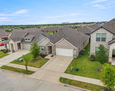 3420 Chivalry Drive - Photo Thumbnail 32