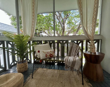 200 Galen Drive - Photo Thumbnail 2