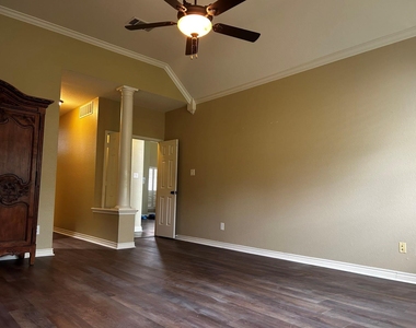 656 Water Oak Drive - Photo Thumbnail 14