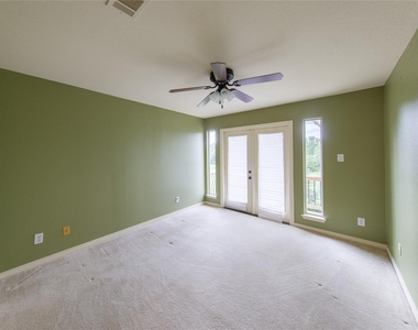 656 Water Oak Drive - Photo Thumbnail 21