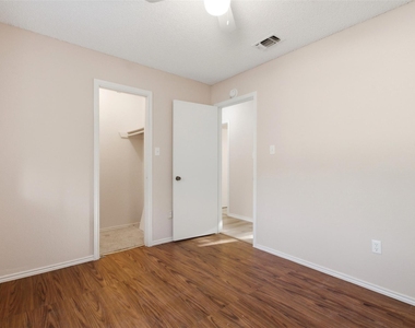 2901 Kathleen Lane - Photo Thumbnail 13