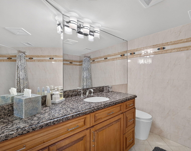 2800 N Ocean Drive - Photo Thumbnail 35