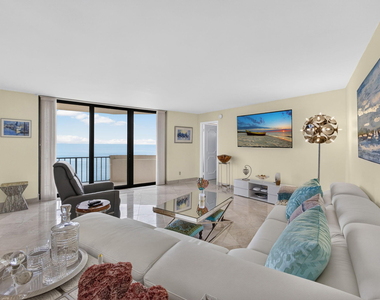 2800 N Ocean Drive - Photo Thumbnail 10
