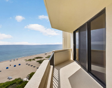 2800 N Ocean Drive - Photo Thumbnail 26
