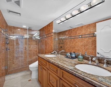 2800 N Ocean Drive - Photo Thumbnail 22